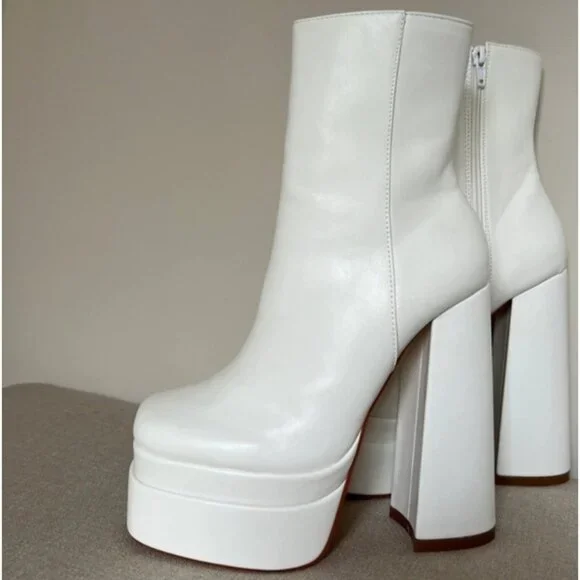 NIB White Platform Chunky Heel & Side Zip Edgy Retro Vegan Platform Boots - Picture 2 of 16